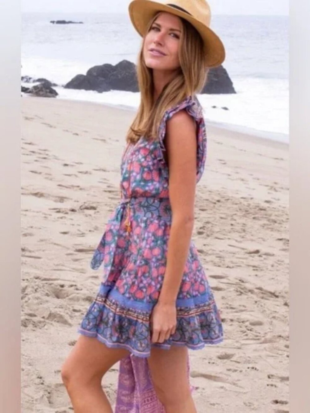 Bell by Alicia Bell Amira Mini Dress w/ Belt - Medium - Silk & Cotton - Like New - Picture 3 of 16